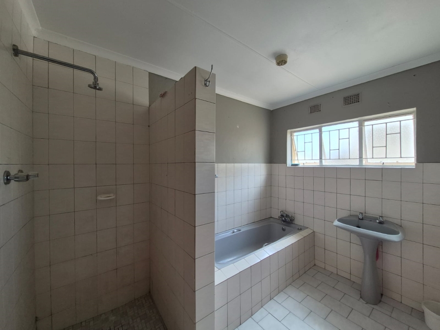 3 Bedroom Property for Sale in Langerug Western Cape